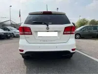 Usata Fiat Freemont Black Code 170 CV (125 kW) 2015 Bianco SUV