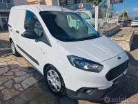 Usata Ford Transit Courier 75 CV (55 kW) 2022 Bianco Furgone