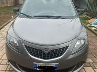 Usata Lancia Ypsilon 69 CV (50 kW) 2021 Grigio Utilitaria