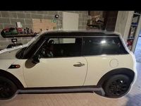 Usata Mini Cooper D 109 CV (80 kW) 2009 Utilitaria