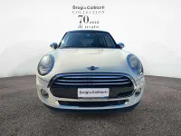Usata Mini Cooper D 116 CV (85 kW) 2015 Beige Utilitaria