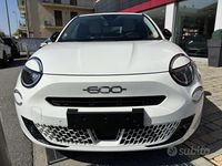 Usata Fiat 600 La Prima 110 CV (80 kW) 2025 Bianco SUV