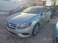 Usata Mercedes A180 109 CV (80 kW) 2014 Grigio Berlina