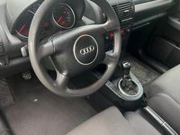 Usata Audi A2 Comfort 75 CV (55 kW) 2003 Blu Utilitaria
