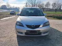 Usata Mazda 2 80 CV (58 kW) 2006 Argento Utilitaria