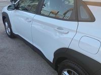 Usata Hyundai Kona 115 CV (84 kW) 2019 Bianco SUV
