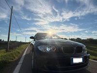 Usata BMW 116 122 CV (89 kW) 2008 Nero Utilitaria