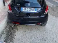 Usata Lancia Ypsilon 95 CV (69 kW) 2016 Nero Utilitaria