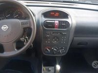 Usata Opel Corsa 75 CV (55 kW) 2001 Blu Utilitaria