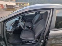 Usata Ford Fiesta ST-Line 101 CV (74 kW) 2019 Grigio Utilitaria