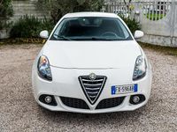 Usata Alfa Romeo Giulietta Distinctive 120 CV (88 kW) 2014 Bianco Utilitaria