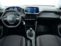 Usata Peugeot 2008 Active 101 CV (74 kW) 2020 Bianco SUV