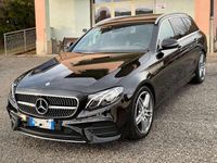 Usata Mercedes E220 AMG line 194 CV (142 kW) 2017 Nero Station wagon