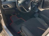 Usata Lancia Ypsilon 60 CV (44 kW) 2015 Utilitaria