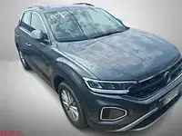 Usata VW T-Roc Life 150 CV (110 kW) 2023 Grigio SUV
