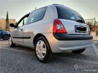 Usata Renault Clio II 75 CV (55 kW) 2002 Grigio Utilitaria