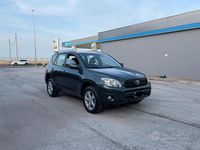 Usata Toyota RAV4 136 CV (100 kW) 2007 Grigio SUV