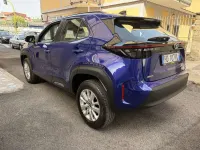 Usata Toyota Yaris Cross Trend 92 CV (67 kW) 2026 Blu/azzurro SUV