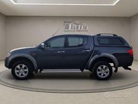 Usata Mitsubishi L200 Invite 136 CV (100 kW) 2007 Grigio Pick-up