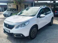 Usata Peugeot 2008 Active 75 CV (55 kW) 2017 Bianco SUV