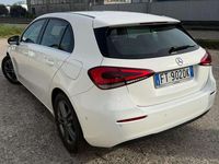Begagnad Mercedes A180 Premium 116 HK (85 kW) 2019 Vit Sedan