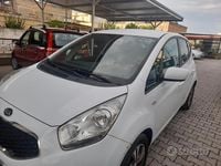 Usata Kia Venga 90 CV (66 kW) 2016 Bianco Utilitaria