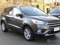 Usata Ford Kuga Business Edition 120 CV (88 kW) 2017 Grigio SUV