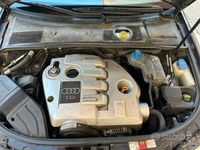 Usata Audi A4 130 CV (95 kW) 2001 Blu Station wagon