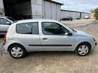 Usata Renault Clio II Authentique 58 CV (42 kW) 2003 Other Berlina