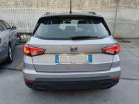 Usata Seat Arona Reference 95 CV (69 kW) 2023 Argento SUV