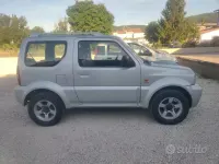 Usata Suzuki Jimny 86 CV (63 kW) 2007 Grigio SUV