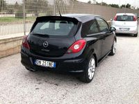 Usata Opel Corsa Sport 75 CV (55 kW) 2008 Utilitaria