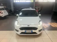 Usata Ford Fiesta Vignale 86 CV (63 kW) 2018 Bianco Utilitaria