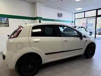Usata Fiat Punto Evo 69 CV (50 kW) 2010 Bianco Utilitaria