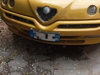Begagnad Alfa Romeo Spider 144 HK (105 kW) 1999 Gul Cab