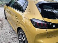 Usata Peugeot 208 Allure 82 CV (60 kW) 2022 Giallo Utilitaria
