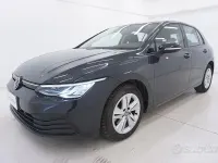 Usata VW Golf VIII Life 110 CV (80 kW) 2022 Grigio Berlina