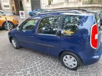 Usata Skoda Roomster 69 CV (50 kW) 2011 Blu Monovolume