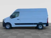 Usata Renault Master 135 CV (99 kW) 2022 Bianco Monovolume
