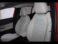 Nuova Fiat 600 114 kW (156 CV) 2025 Rosso SUV