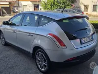 Usata Lancia Delta 120 CV (88 kW) 2010 Grigio Utilitaria