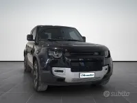 Usata Land Rover Defender SE Dynamic 200 CV (147 kW) 2022 Nero SUV