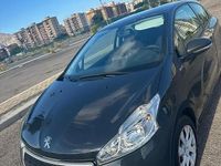 Usata Peugeot 208 2015 Blu Utilitaria