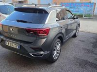 Usata VW T-Roc Advance 150 CV (110 kW) 2019 Grigio SUV
