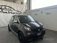 Usata Smart ForFour Passion 71 CV (52 kW) 2018 Marrone Utilitaria