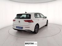 Usata VW Golf VIII Style 131 CV (96 kW) 2021 Bianco pastello Berlina
