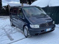 Usata Mercedes V220 122 CV (89 kW) 2002 Nero Monovolume