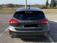Usata Ford Focus ST-Line 120 CV (88 kW) 2021 Grigio Berlina
