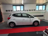 Usata Kia Venga Active 77 CV (56 kW) 2013 Bianco Utilitaria