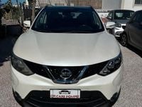 Usata Nissan Qashqai Tekna 131 CV (96 kW) 2015 Bianco SUV